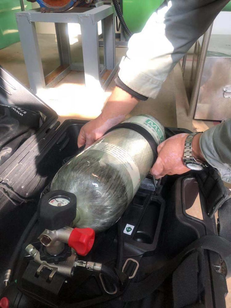 空气呼吸器气瓶充气操作规程